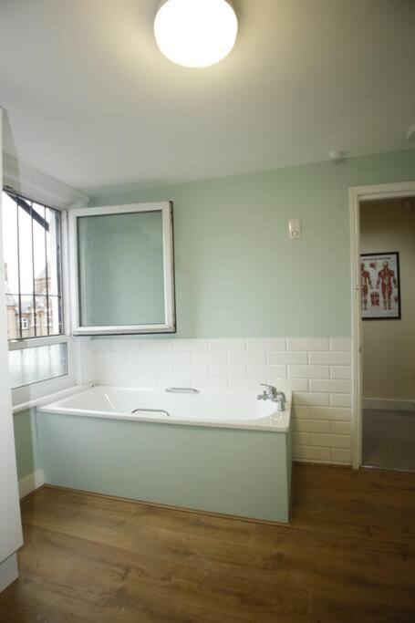 Hygge Camden Town 2 Bedrooms Apartment London Luaran gambar
